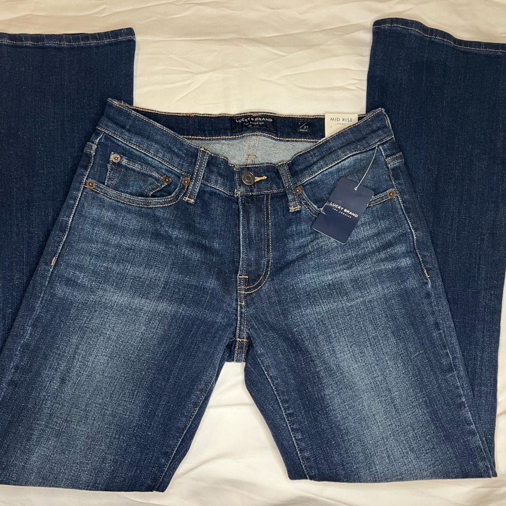 Lucky Brand | Mid Rise Boot Cut Sweet Jeans | Size: 4/27 | NWT